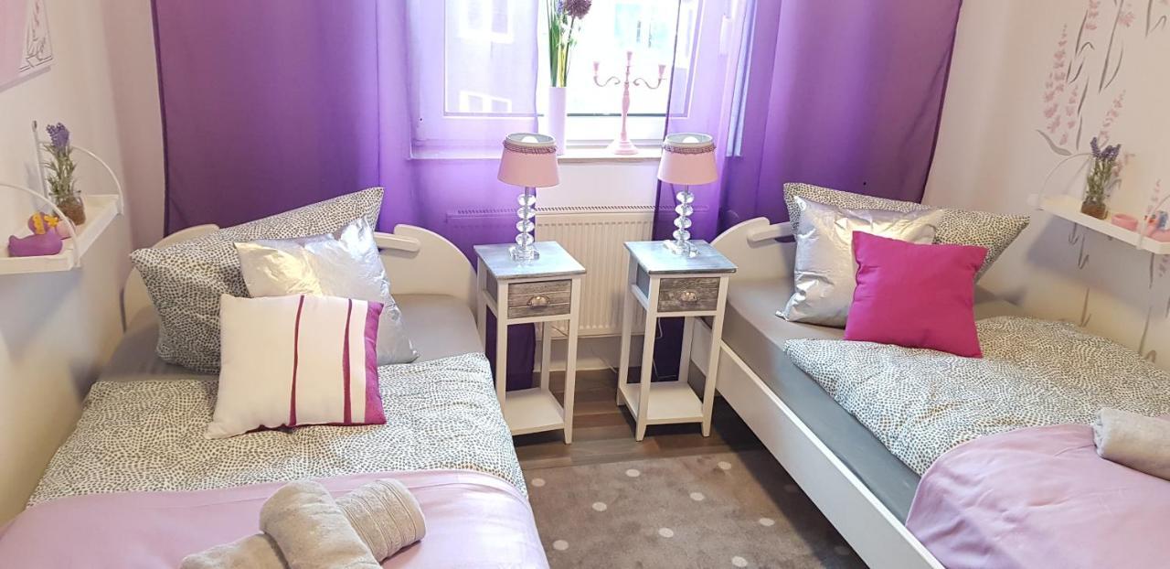 Elena Flat Lavendel Duisburg Zentrum Eksteriør billede