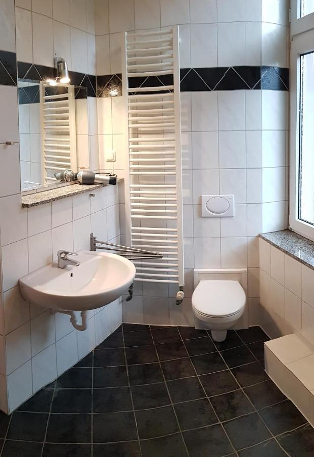 Elena Flat Lavendel Duisburg Zentrum Eksteriør billede